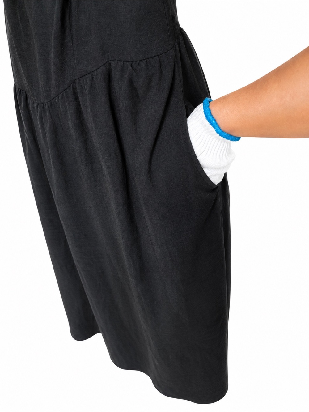 ZESICA Women Black Halter Maxi Dress L Summer Smocked Pockets Lined NWT - Picture 5 of 13